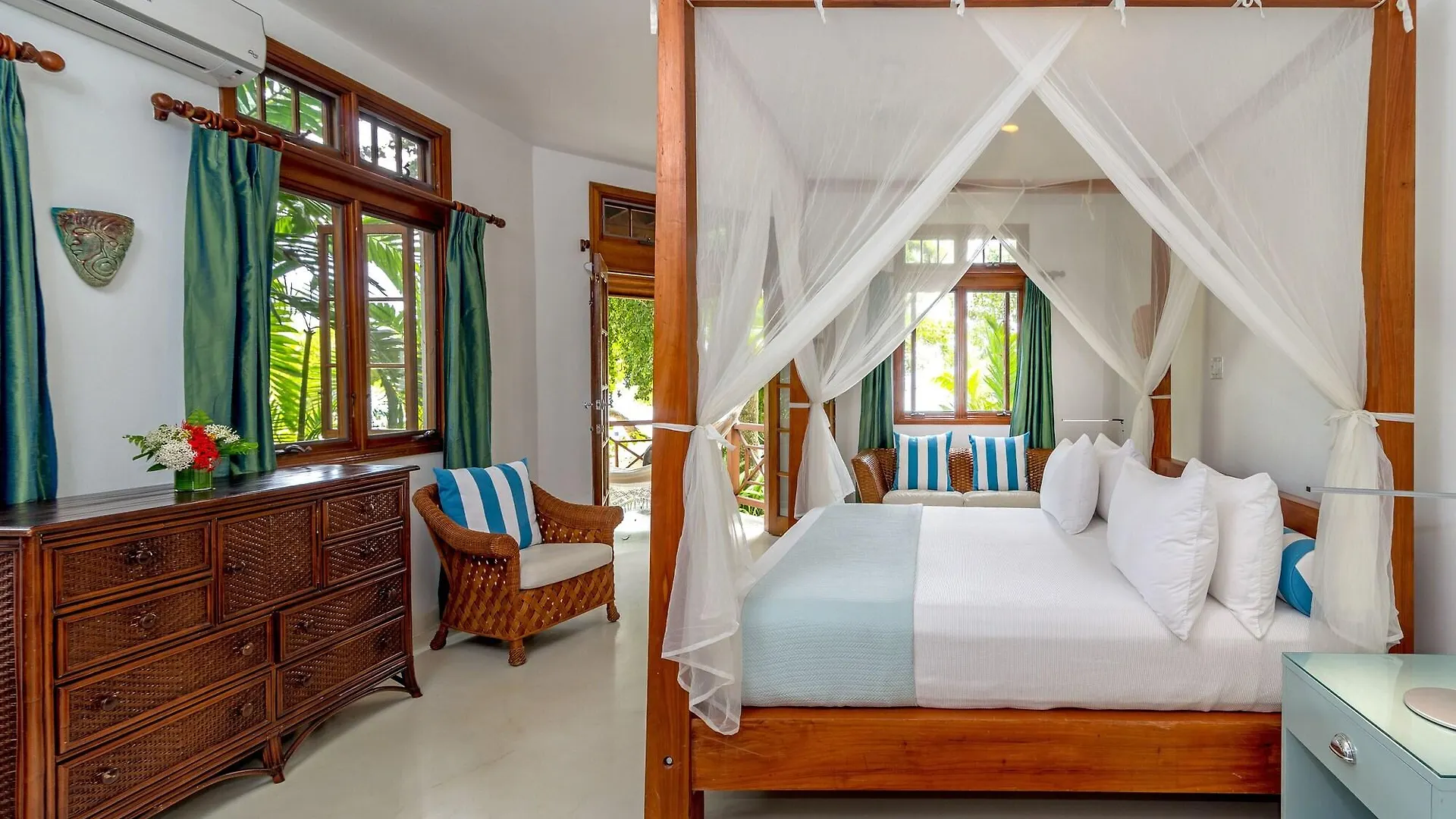 Idle Awhile Villas Negril 5*,  Jamaica
