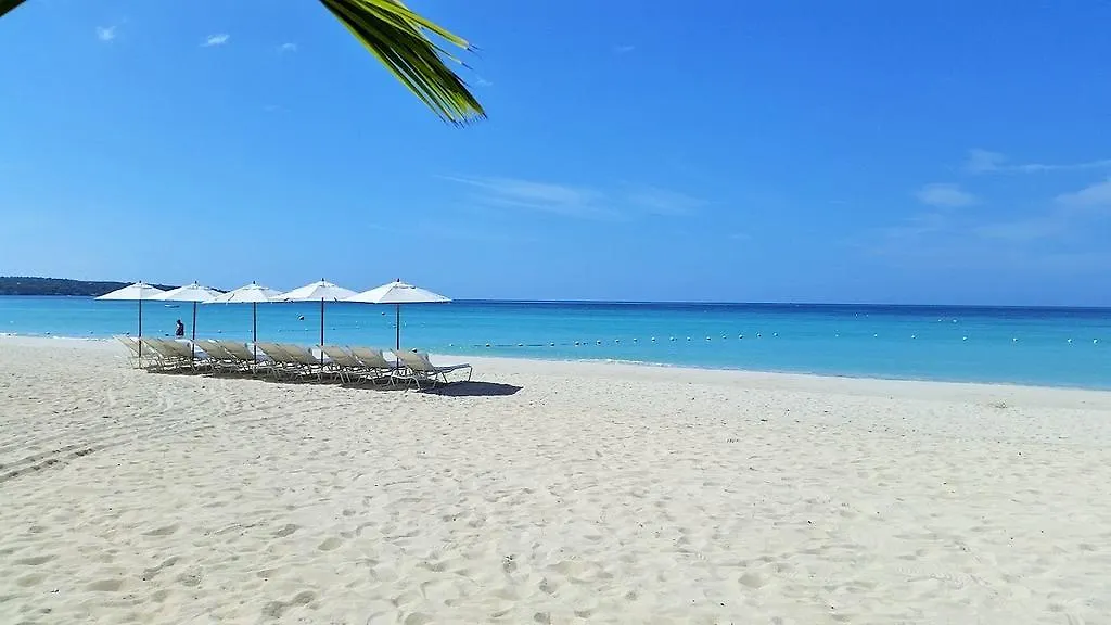 Rezort Idle Awhile Villas Negril
