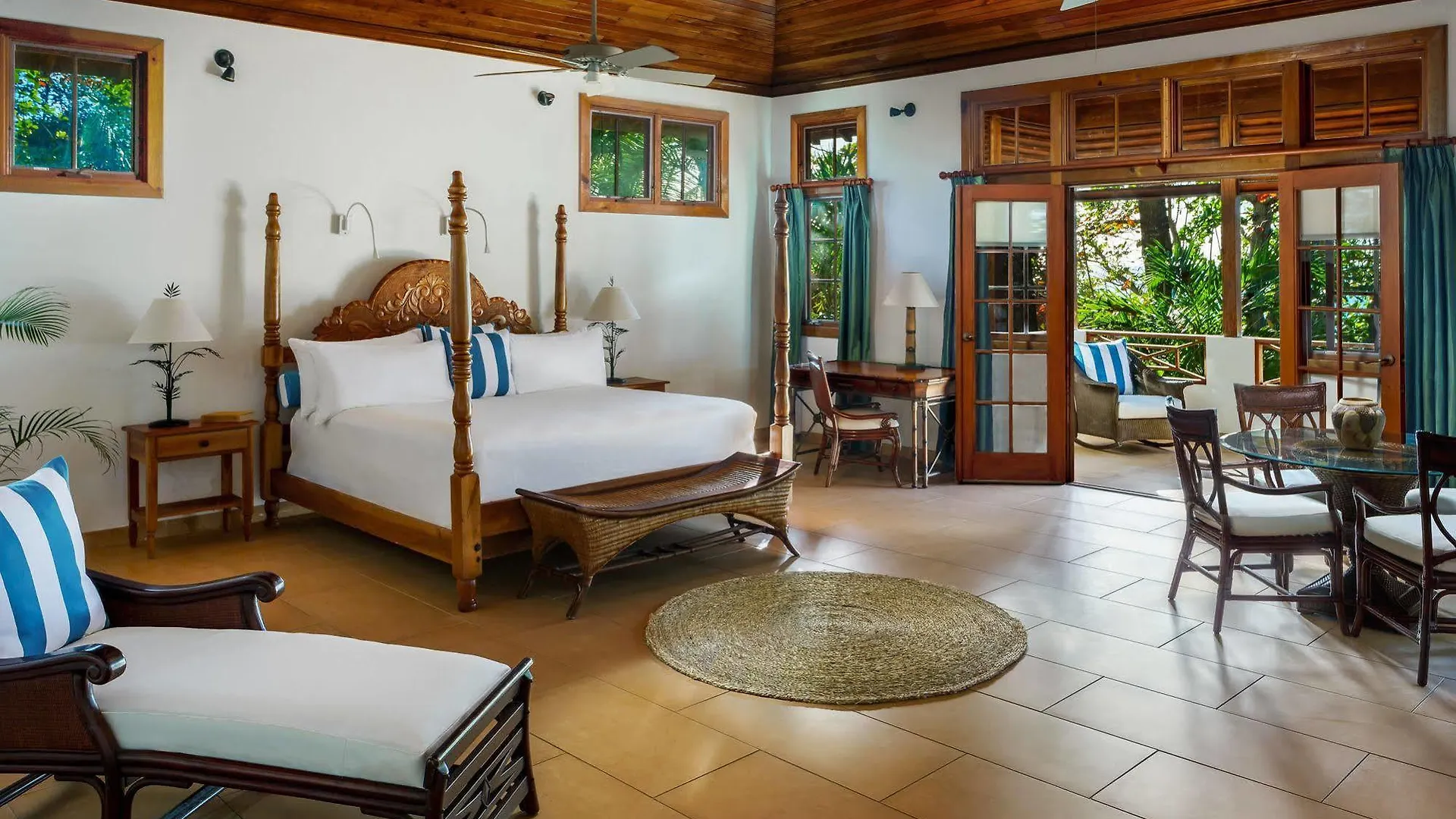 ***** Rezort Idle Awhile Villas Negril Jamajka